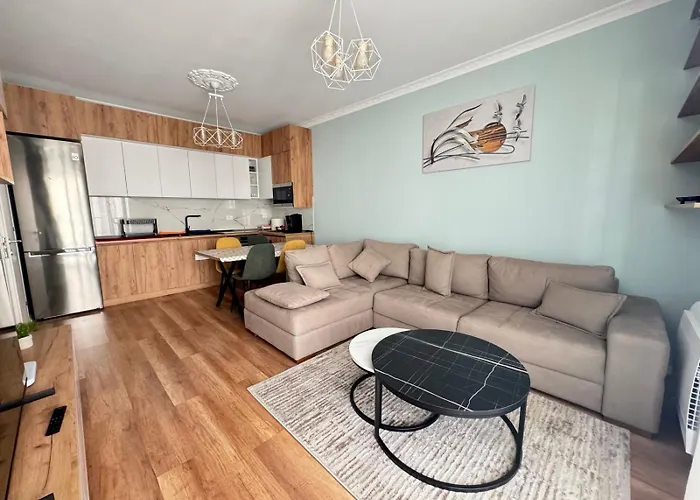 Luir\'S Apartment